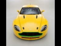  Aston Martin  .    Aston Martin