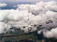  B-52 ,  