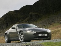  Aston Martin  .    Aston Martin