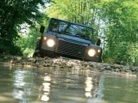     .    Land Rover