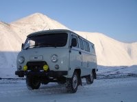   UAZ  .    