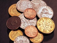 Монеты разного размера и вида
