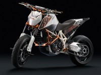 KTM   .   KTM