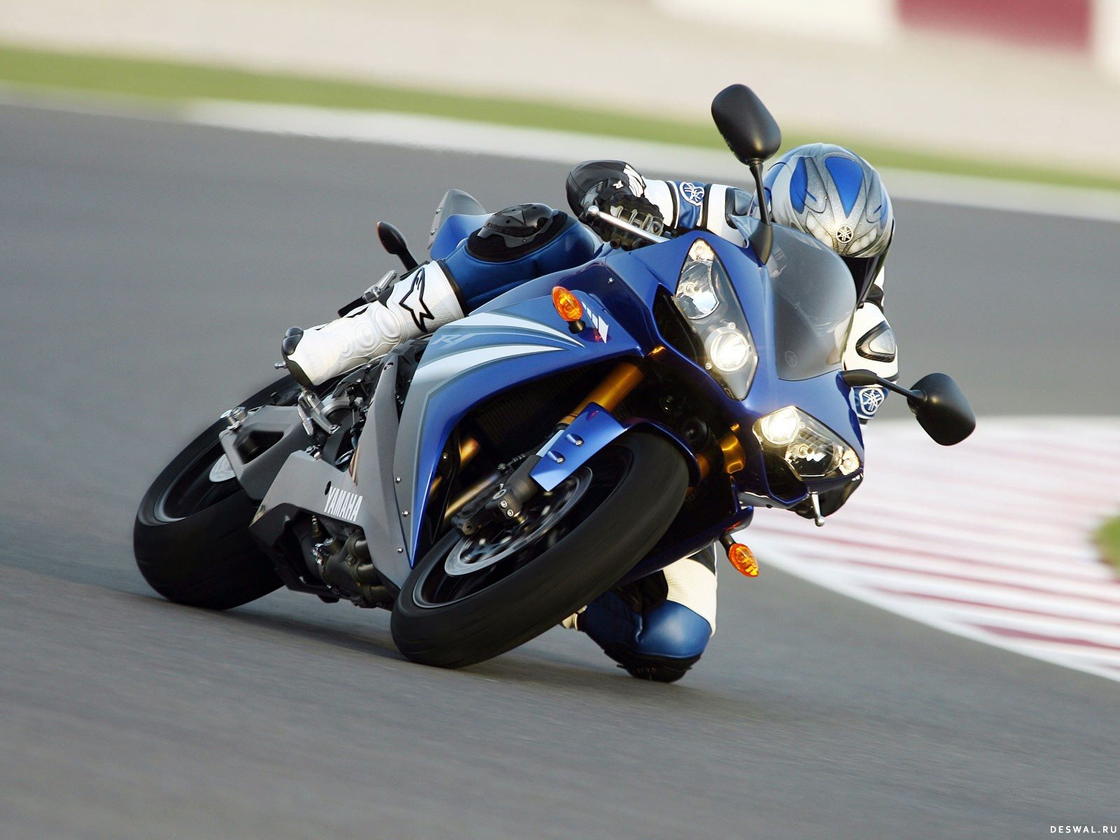 Yamaha r1 2007. Ямаха YZF-r1 2007. Yamaha r1 2007-2008. R1 мотоцикл 2007.